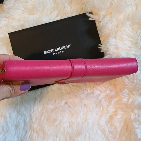💯 Authentic YSL Wallet 🍀 - Picture 9 of 14
